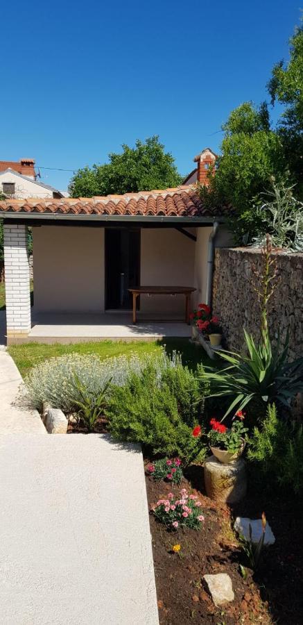 House Mergi Pomer Esterno foto