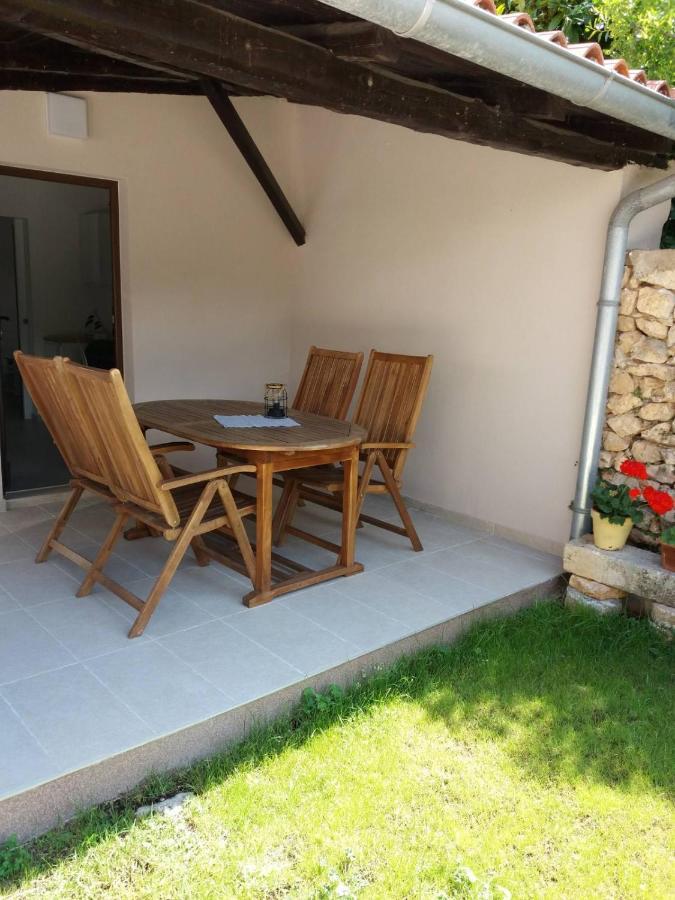 House Mergi Pomer Esterno foto